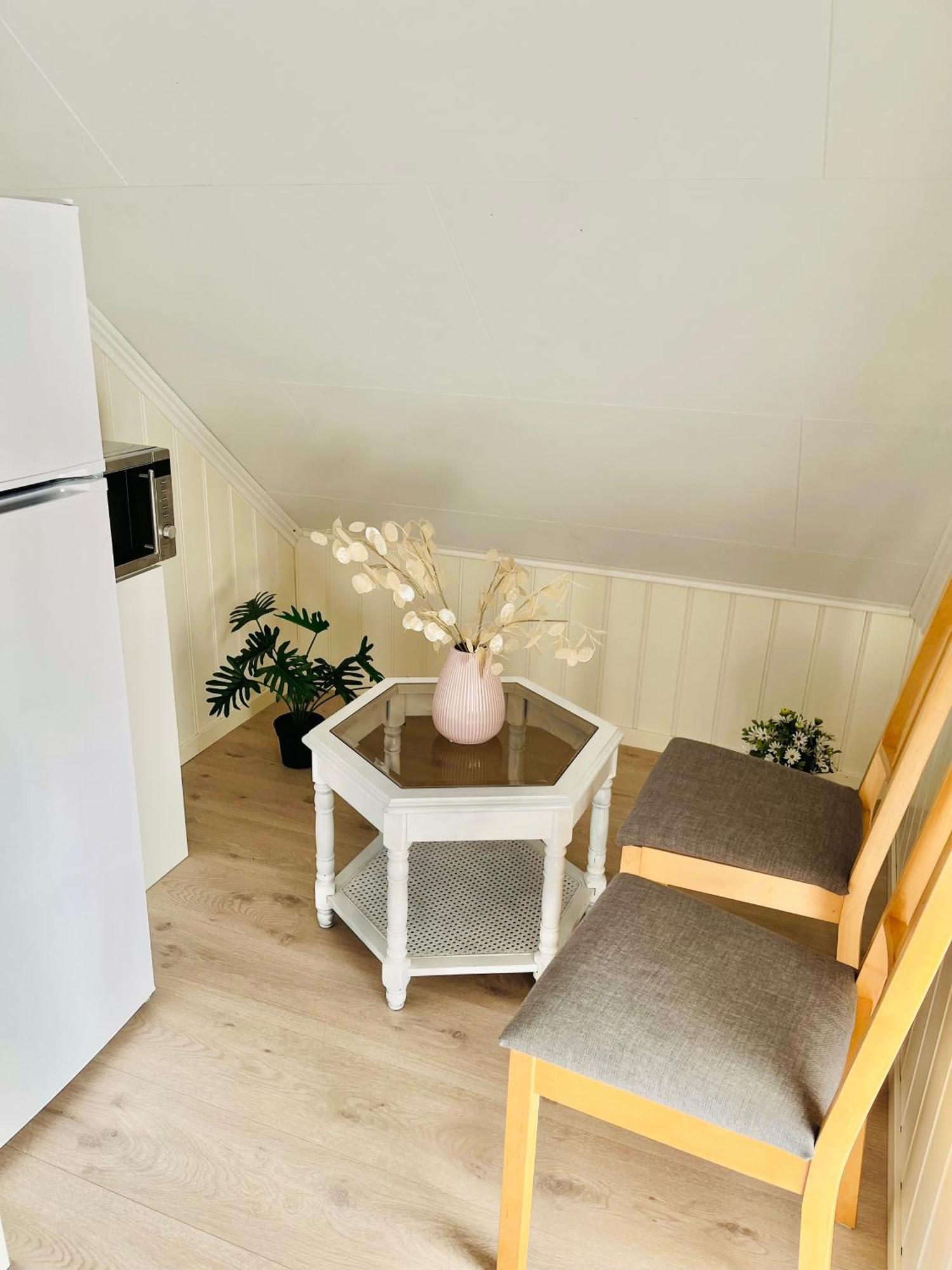 A Beautiful 3-bedroom With Stunning Views And Free Parking Appartement
